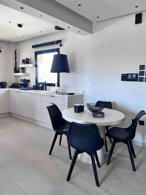 Lagonisi 2 Bedroom Luxury Apartment By The Sea! 외부 사진